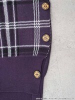 比嘉をモチーフにしたニットプルオーバー。