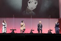 ステージの様子。左から小松未可子、榎木淳弥、緒方恵美、花澤香菜。