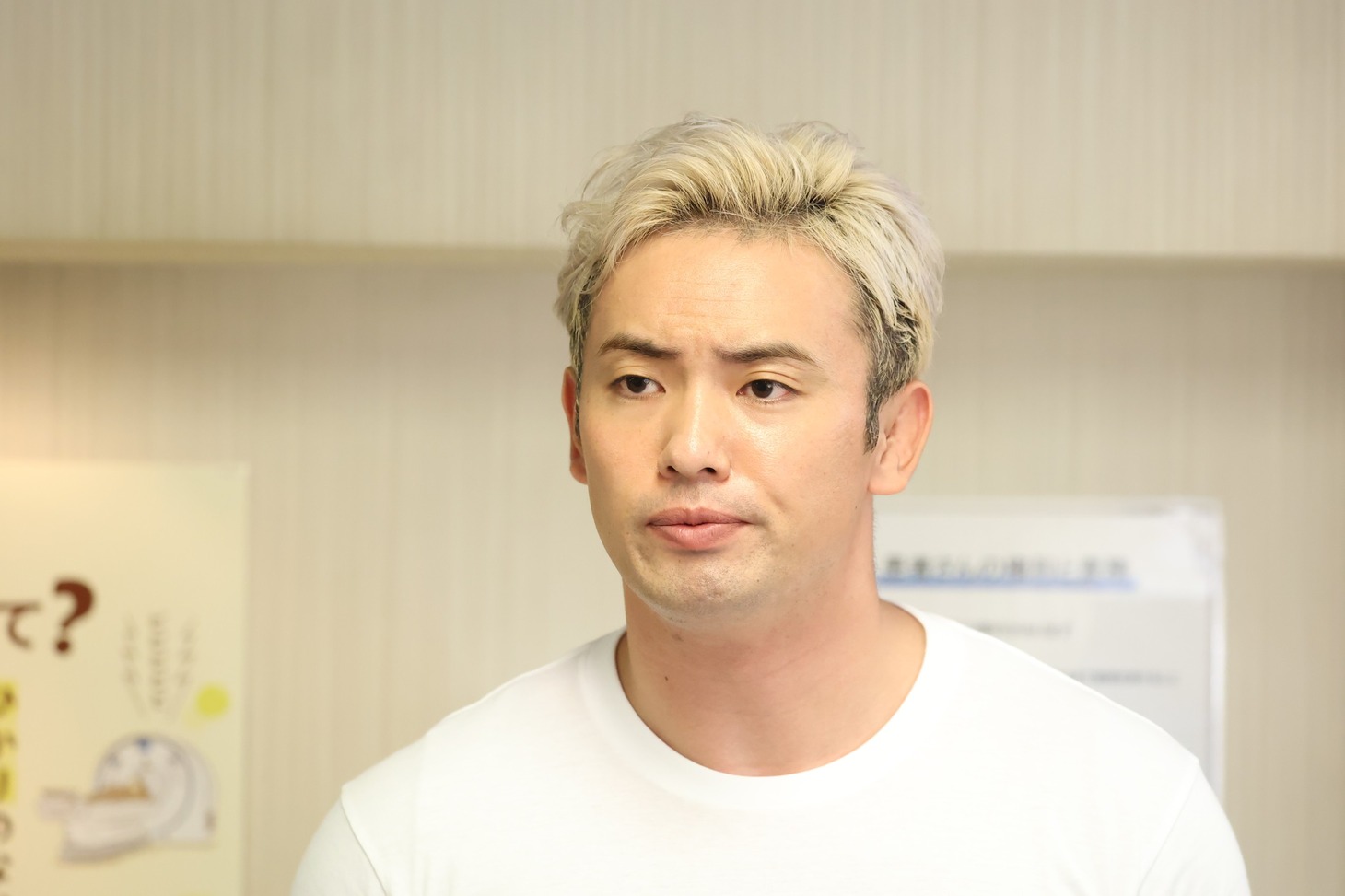オカダ・カズチカ演じる姫野葵。