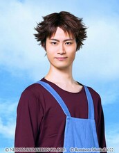 八巻貴紀扮するベナリーボ。