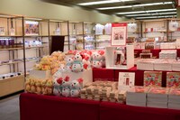 物販コーナーの様子。