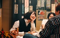 実写版「私、アイドル辞めます」のメイキング写真。
