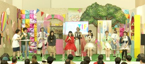 「TOKYO IDOL FESTIVAL 2021」での実写版「私、アイドル辞めます」スペシャルステージの様子。