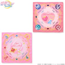 「劇場版『美少女戦士セーラームーンEternal』」に登場するセーラー戦士たちをイメージしたスカーフ。