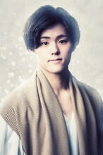 茶谷優太扮する榊。