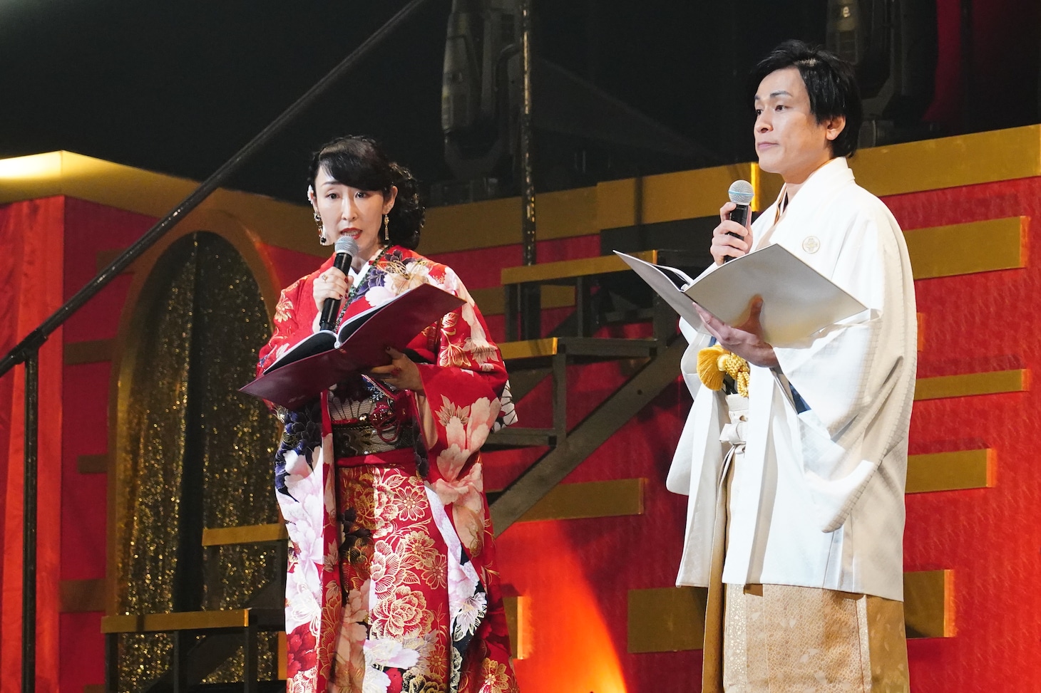 左から大原さやか、森田成一。
