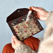 エンベロープケースの使用イメージ。