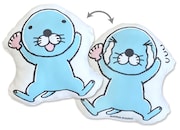 「ほっぺたひっぱりクッション」