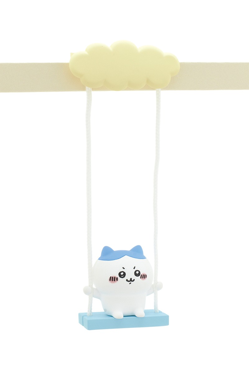 「ちいかわブランコ ハチワレ」