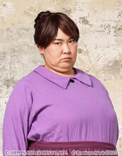 あべこ扮するエッダ。