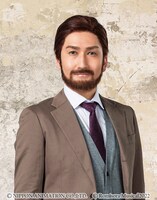 クラウス扮するカセラ教授。