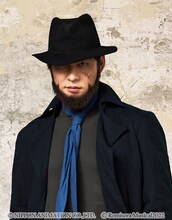 和泉宗兵扮するルイニ。