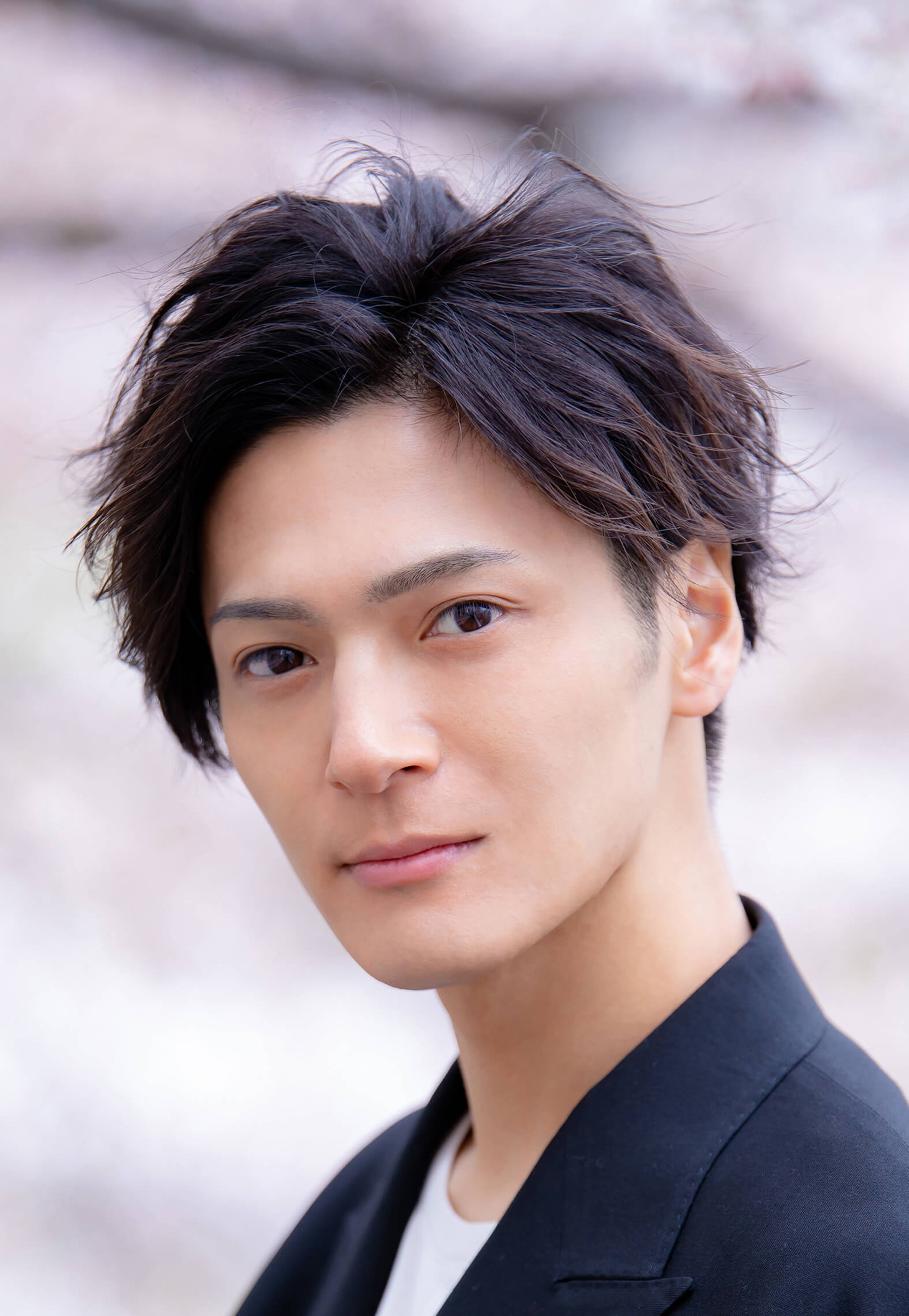 場地圭介役の上田堪大。