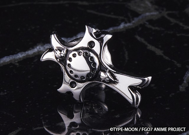 「モチーフイヤリング / ピアス マシュ・キリエライト」