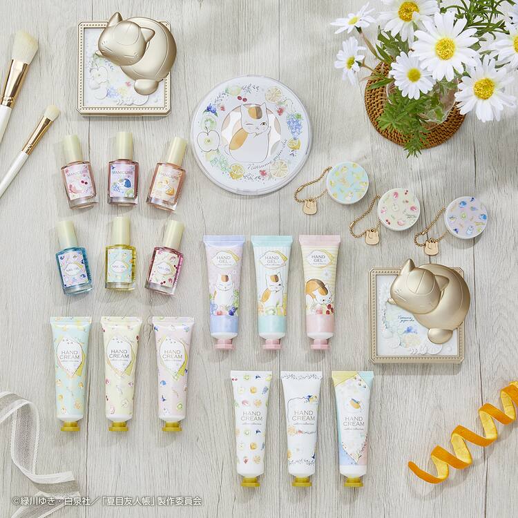 夏目友人帳 ニャンコ先生のコスメグッズ当たるくじ フェイスパウダーや香水 コミックナタリー 夏目友人帳 ニャンコ先生のコスメグッズ当たるくじ フェイスパウダーや香水 コミックナタリー