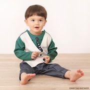 鏑木・T・虎徹の私服を再現したロンパースの着用例。