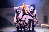 鈴木理学演じるDrモロー。