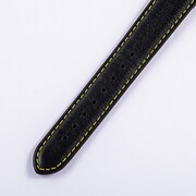 「喜屋武 暦 モデル 腕時計」のベルト。