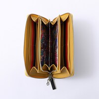 「喜屋武 暦 モデル 長財布」