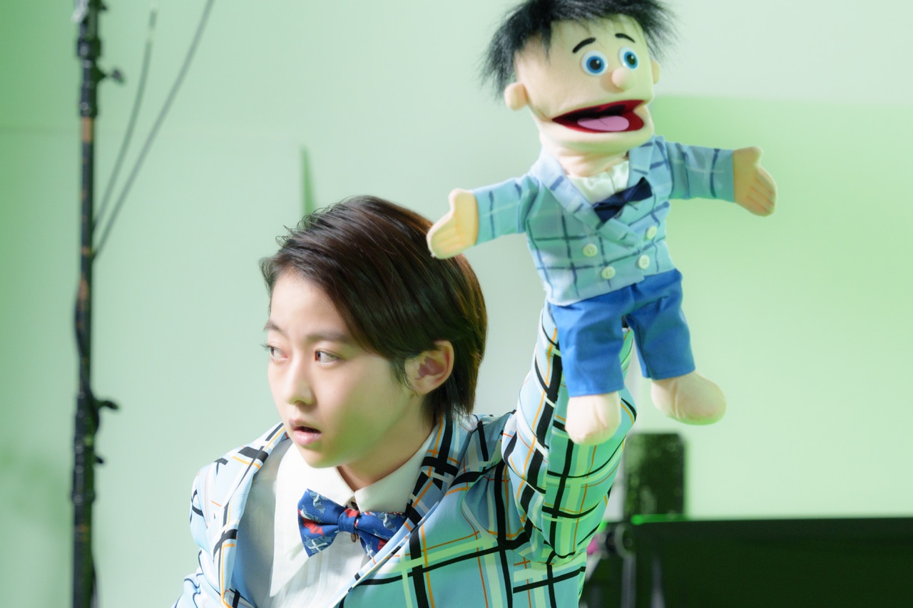 ナタリー15周年記念ムービー「ナタリー」のメイキング写真。