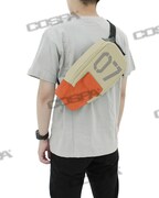 「陸戦型ジムシールドバッグ」の使用イメージ。