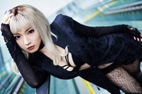 吉岡里帆扮する女郎蜘蛛の撮り下ろしビジュアル。