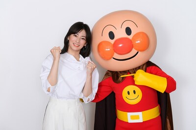 左から北川景子、アンパンマン。