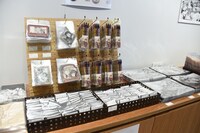 ダ・ヴィンチストアの特設コーナー。