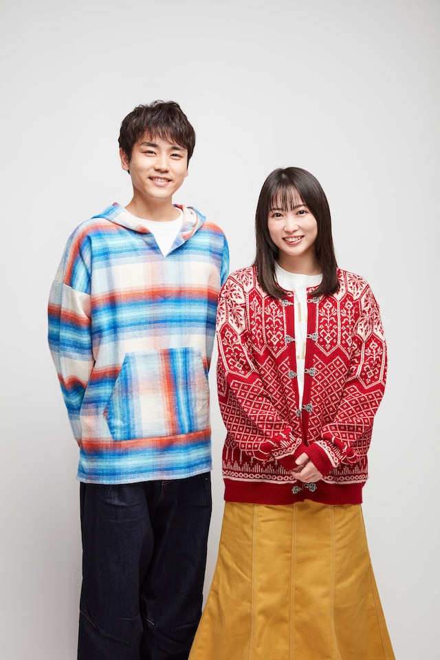 ドラマ「いぶり暮らし」より泉澤祐希（左）、志田未来（右）。