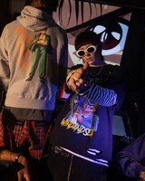 コラボアイテムの着用イメージ。