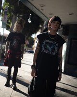 コラボアイテムの着用イメージ。