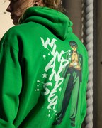 コラボアイテムの着用イメージ。