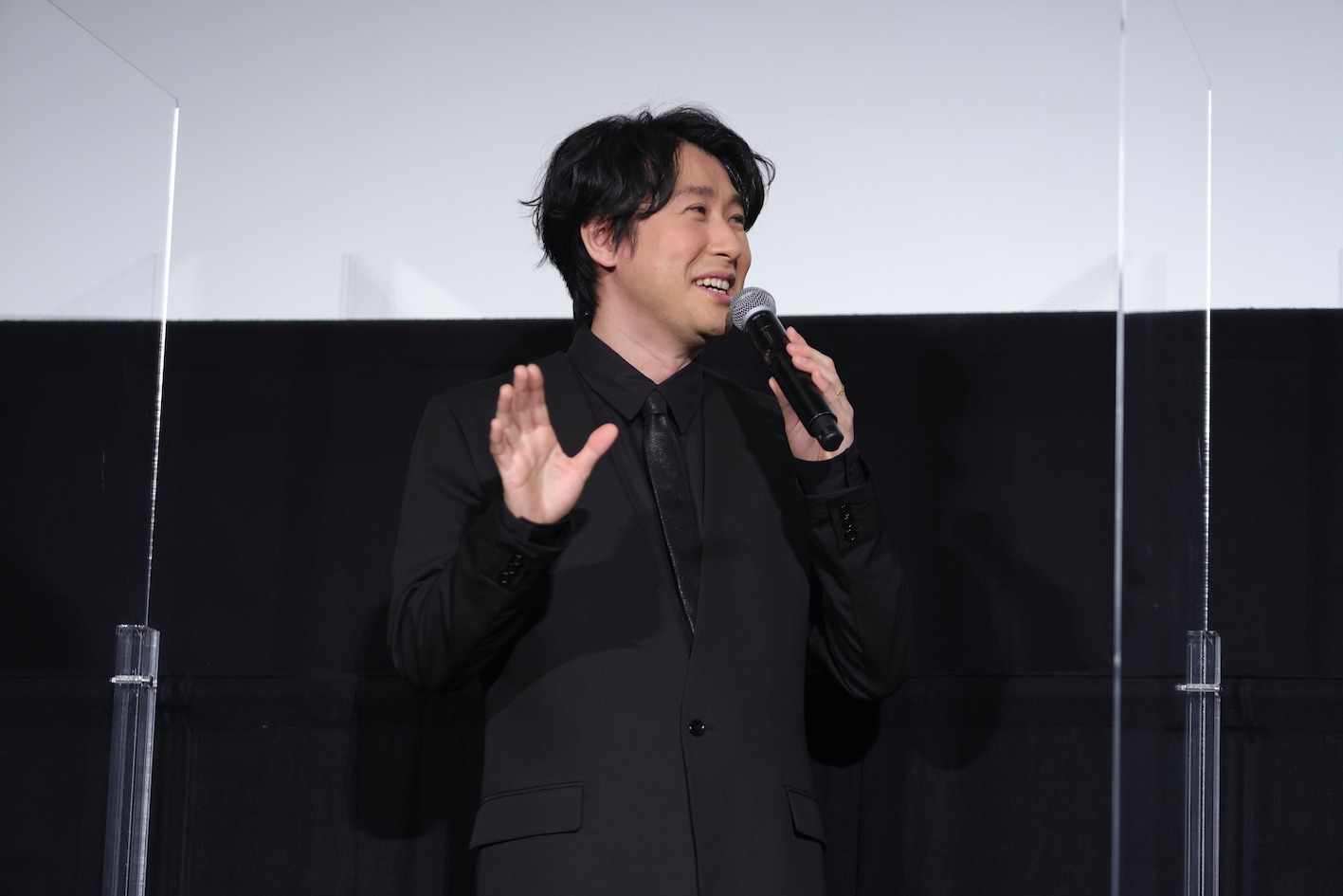 鈴村健一