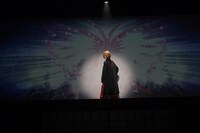 芳賀優里亜演じる本田今日子。