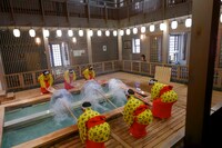 ミニ実写エピソード「テルマエ・ロマエ巡湯記」より。