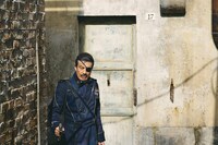 舘ひろし演じるキング・ブラッドレイ。