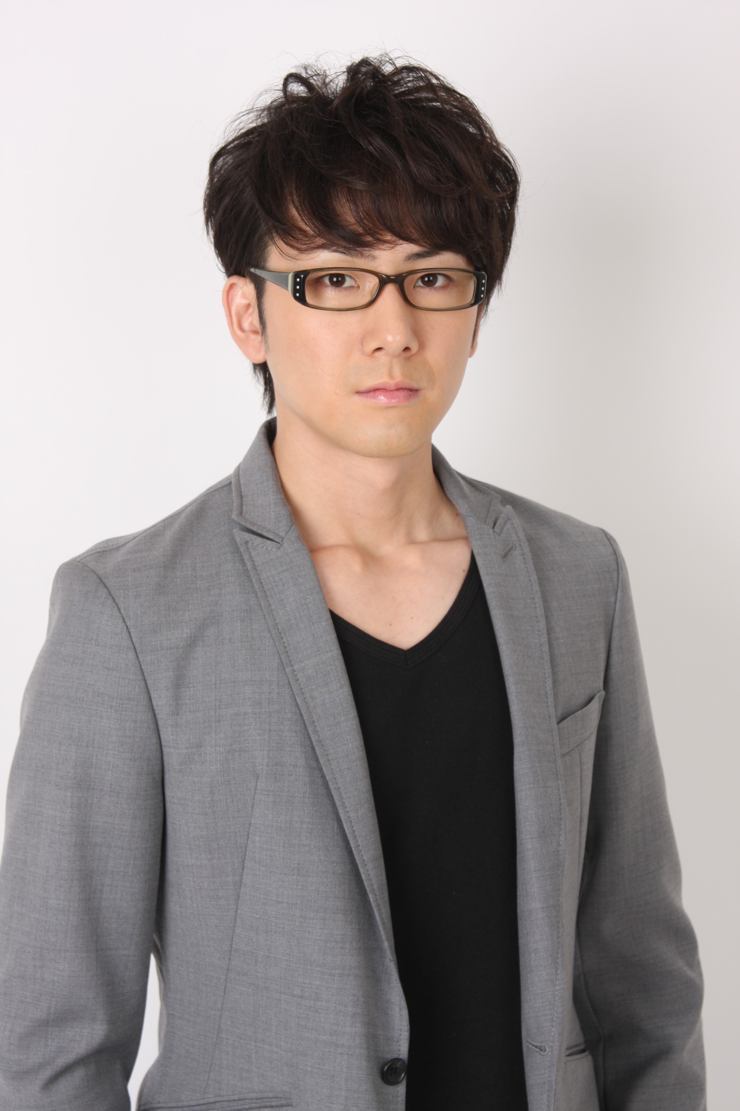小勢川新太役の増元拓也。