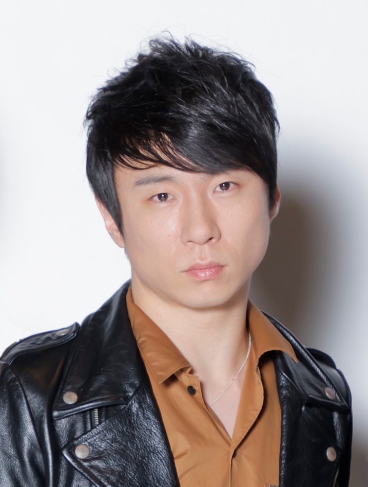 酒々井虹郎役の菅原達也。