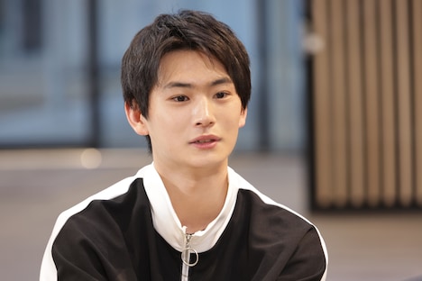 押田岳演じる辻村朔。 (c)「不幸くんはキスするしかない！」製作委員会・MBS