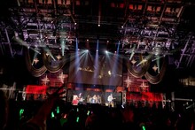 UNISON SQUARE GARDENのライブの様子。（Photographer：Viola Kam (V'z Twinkle)）