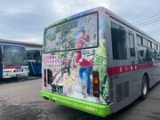 ラッピングされた函館バス。