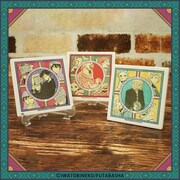 「カワセルくじ」B賞のコースター（全3種）。