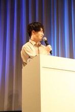 石神千空役の小林裕介。