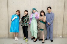 左から種崎敦美、田村睦心、ファイルーズあい、伊瀬茉莉也、梅原裕一郎。