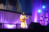 大原ゆい子ミニライブの様子。