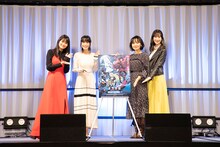「Team RWBY Project」の発表会より。左から早見沙織、日笠陽子、嶋村侑、小清水亜美。