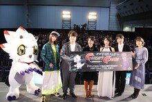 「『デジモンゴーストゲーム』スペシャルステージ」の様子。左からガンマモン、小林ゆう、中井和哉、田村睦心、沢城みゆき、石田彰、嶋村侑。