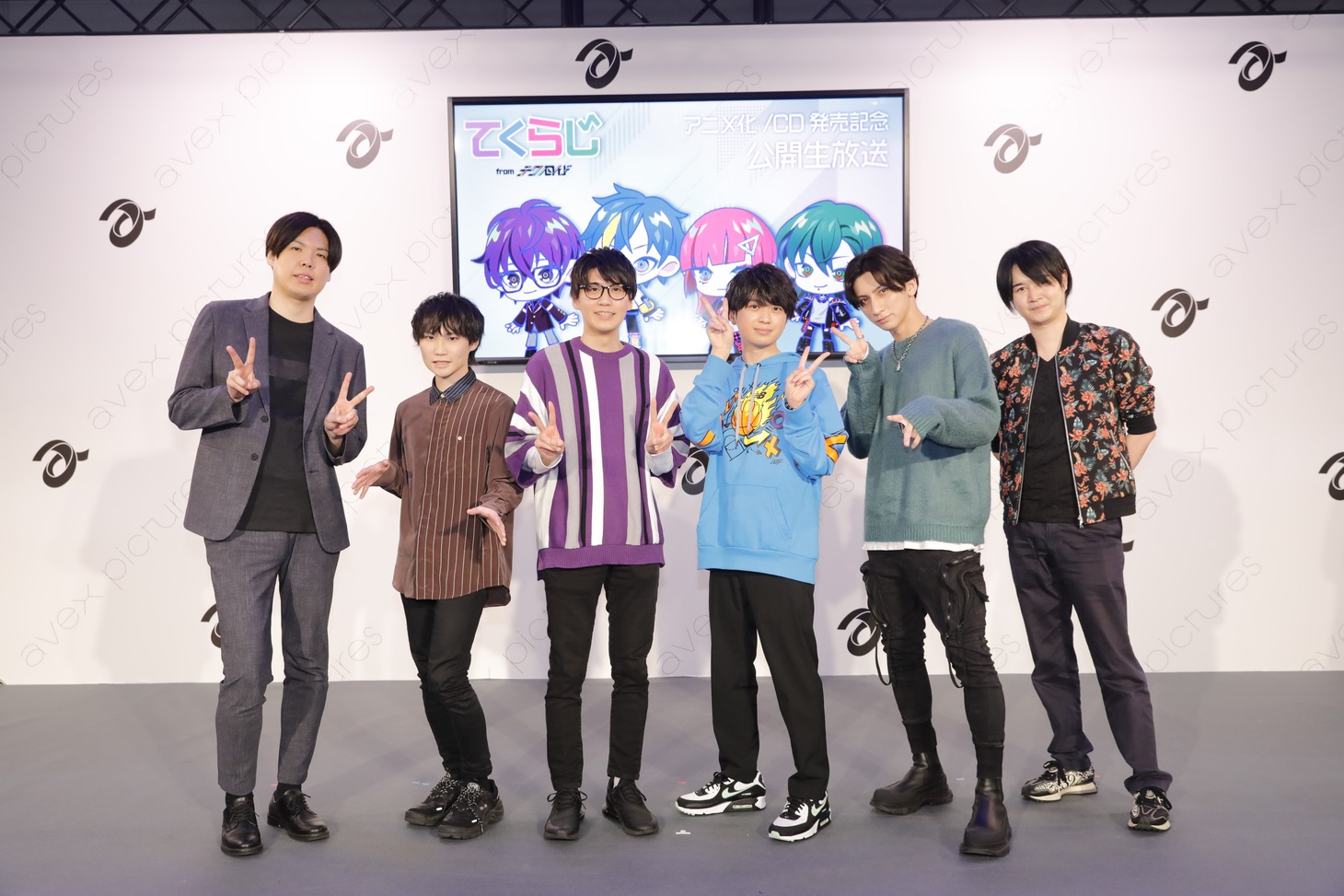 左から菊田大介、kayto、渋谷慧、浦和希、峯田大夢、RUCCA。