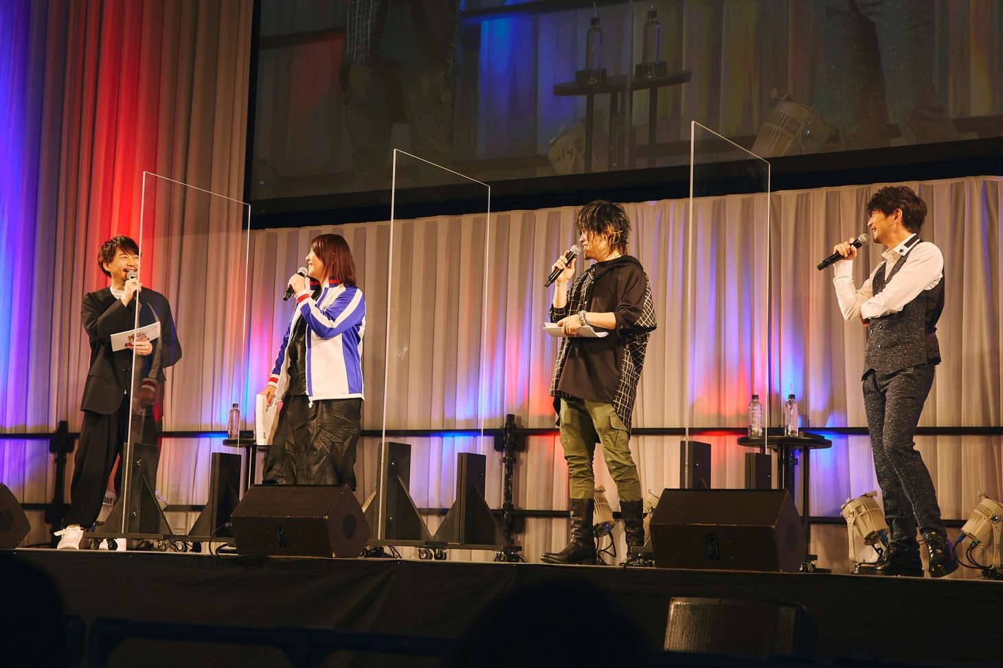 「新テニスの王子様 U-17 WORLD CUP スペシャルステージ」の様子。左から諏訪部順一、皆川純子、近藤孝行、津田健次郎。