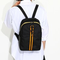 デンジモデルのリュックの使用イメージ。